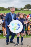 NMDDC Deputy Chairperson, Councillor Gareth Sharvin with Tigan from St Patrick&rsquo;s PS, Ballynahinch who won first place in girls&rsquo; race. - Be Active School's Cross Country Challenge 2023