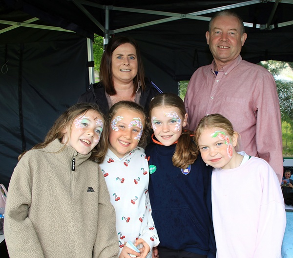 Jovi, Ava, Bethany and Ella with Slieve Gullion Councillors Oonagh Magennins and Mickey Larkin at the Party in the Park event.