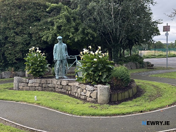 A well tended Patrick Rankin sculpture.