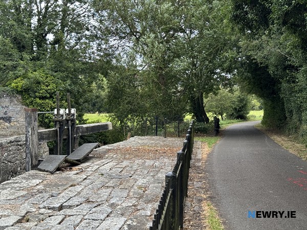 the lock gate on the Newry Canal Towpath.