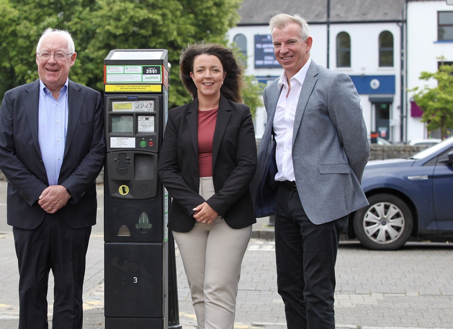 Pictured at the launch of the announcement of the permanent one hour grace period for on-street parking in Newry are: Rory McShane, Chairman, Newry BID, Infrastructure Minister, Liz Kimmins and Eamonn Connolly, Newry BID Manager.