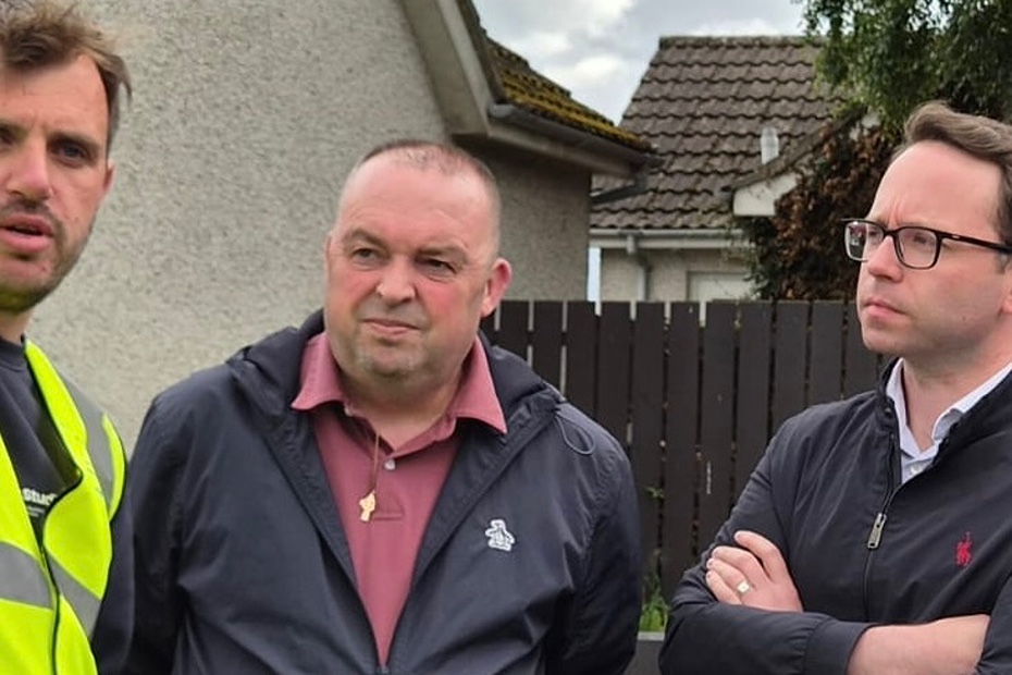 Local political representatives met with NI Water and Department for Infrastructure representatives in The Meadow recently.