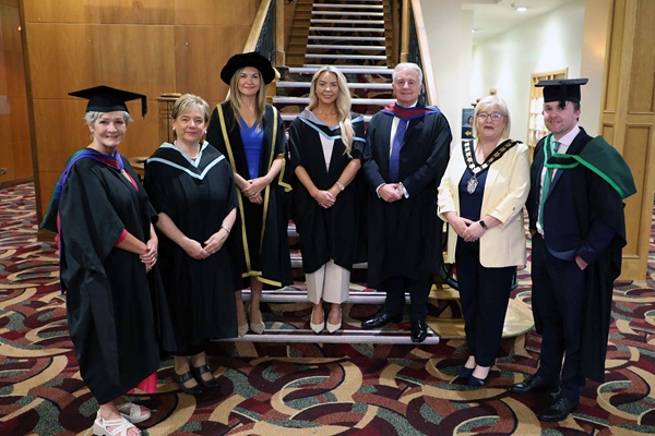 Pictured at SRC’s graduation ceremony are senior officials and special guests Lord Mayor Councillor, Mary O’Dowd of Armagh, Banbridge & Craigavon Council and guest speaker, Caroline McKenna, Educator and Entrepreneur behind ‘A County Down Under’.  Pictured (L-R):  Libby Shackles, SRC Director of Curriculum; Hilary Singleton, Vice-Chair of Governing Body; Lee Campbell, Principal & CEO of SRC; Caroline McKenna, Guest Speaker and Entrepreneur; Aidan Browne, Master of Ceremonies; Lord Mayor Councillor, Mary O’Dowd of ABC Council; and Gerard Byrne, Director of Finance and Planning.