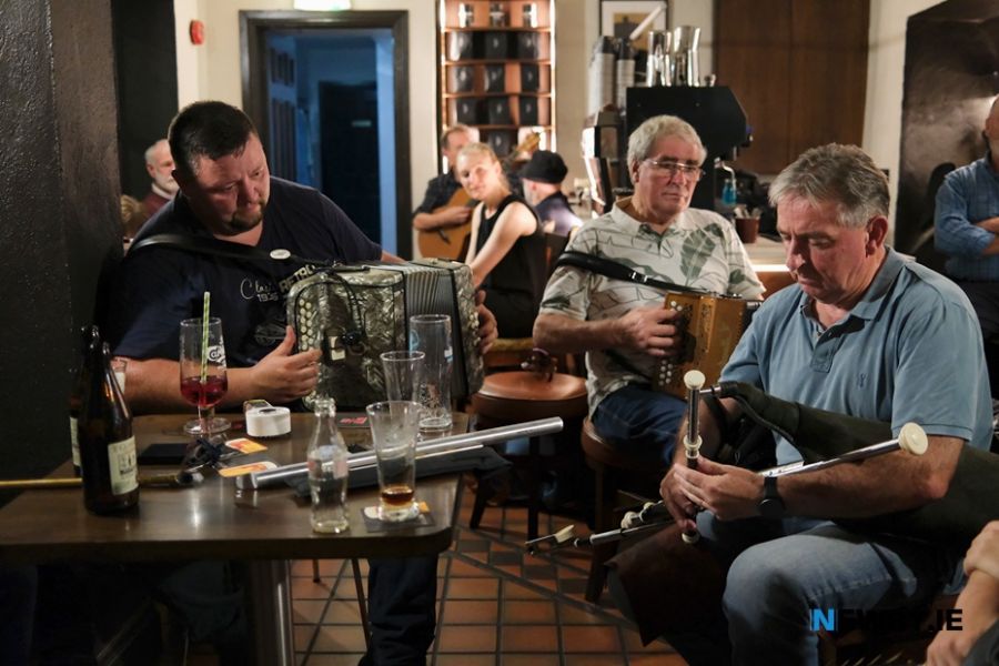 Railway Bar Weekly Trad Session