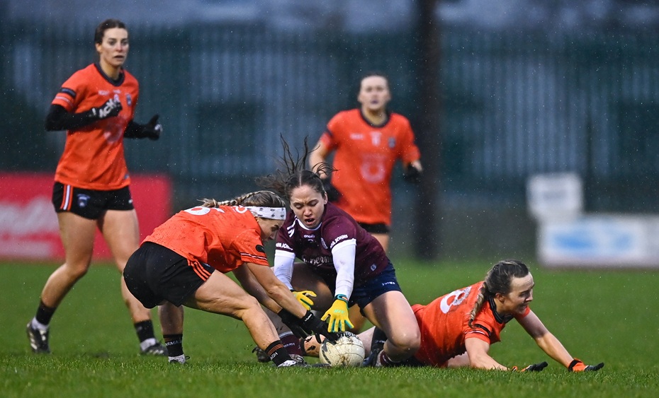  Riona Quinn of Galway in action against Lauren McConville, left, and Catherine Marley of Armagh during the Lidl Ladies National Football League Division 1 Round 4 match between Galway and Armagh at Duggan Park in Ballinasloe, Galway. Photo by Tyler Miller/Sportsfile 