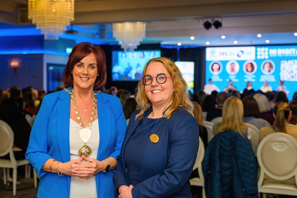 Edwina Flynn, President of Newry Chamber and Mairead McParland, Director of the Canal Court which was packed with 150+ attendees for the NI Digital Marketing Conference.
