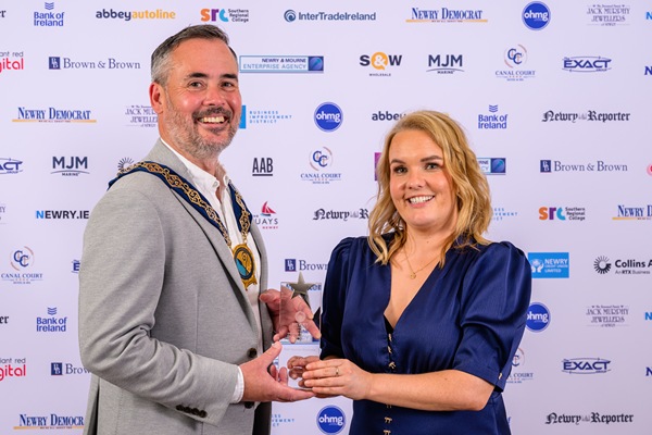 Cllr Philip Campbell, Chairperson, Newry, Mourne and Down District Council presents Mairead McParland, Canal Court Hotel with the award for the Best Tourism Business. Photograph: Colum Lynch Photography