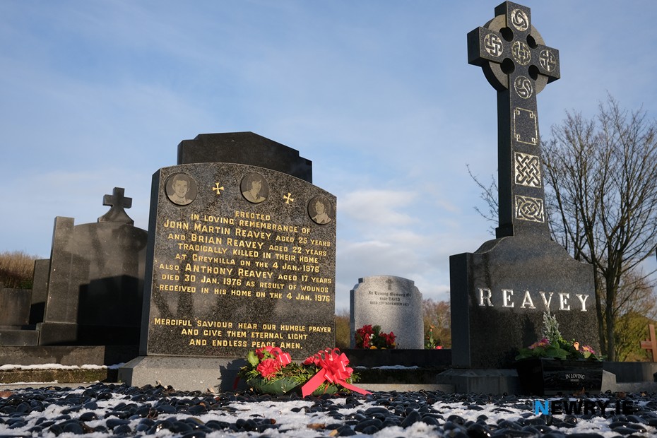 The grave of the three Reavey brothers at Ballymoyer. 