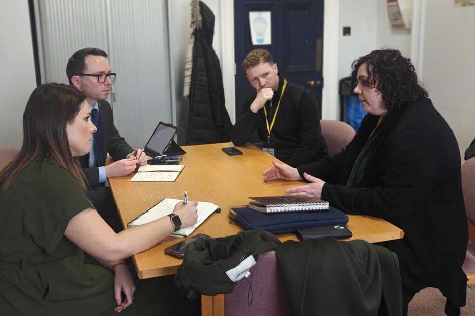 Cathy Mason MLA; Dáire Hughes MP and Cllr Cathal King meet Grainne Powell from Sticky Fingers.