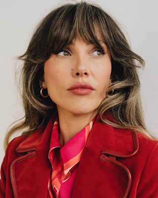 Vocalist Georgia Cécile