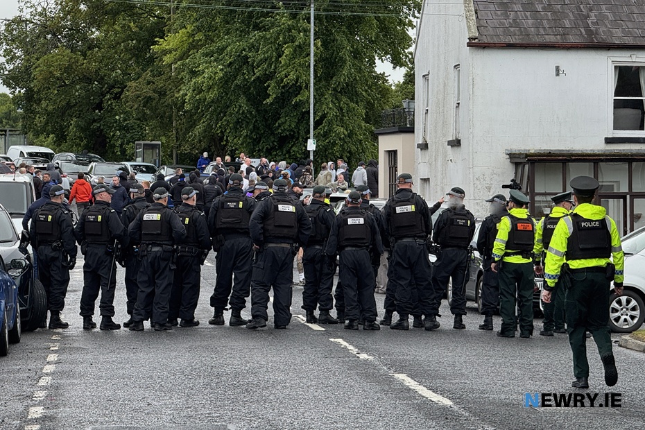 Police in Scarva for the march in 2025. Photograph: Columba O'Hare/ Newry.ie 