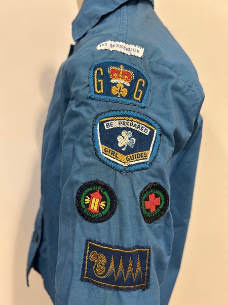 Uniform of the 1st Bessbrook Girl Guides from the 1970s  belonging to Caroline Rowland.  Newry & Moune Museum Collection