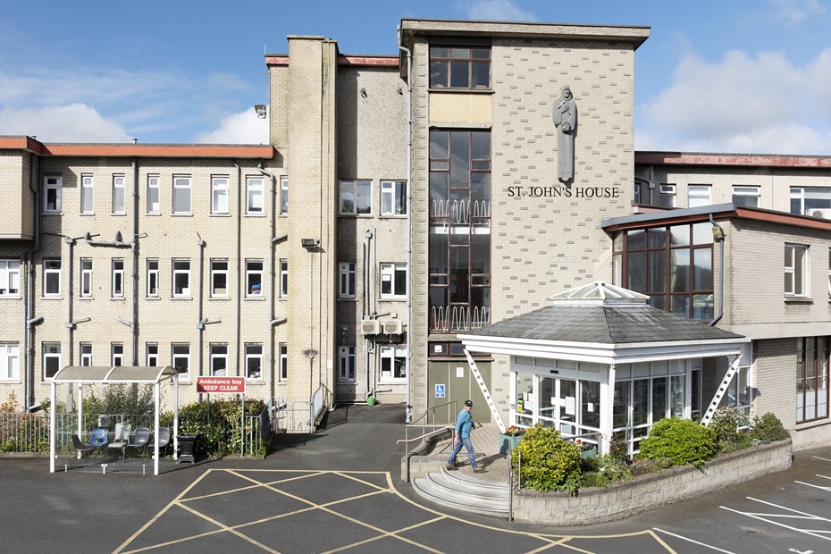 Evora Hospice.