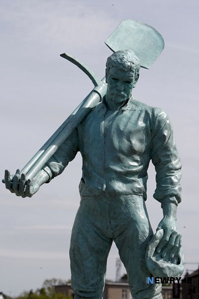 The Newry Navvy statue. Photograph: Columba O'Hare/ Newry.ie 