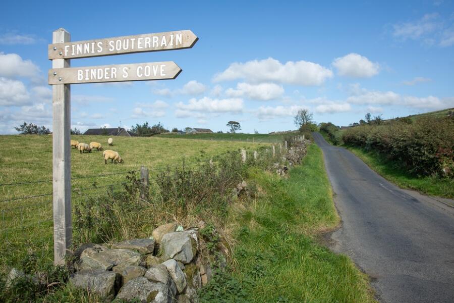 Finnis Souterrain sign near Dromara.