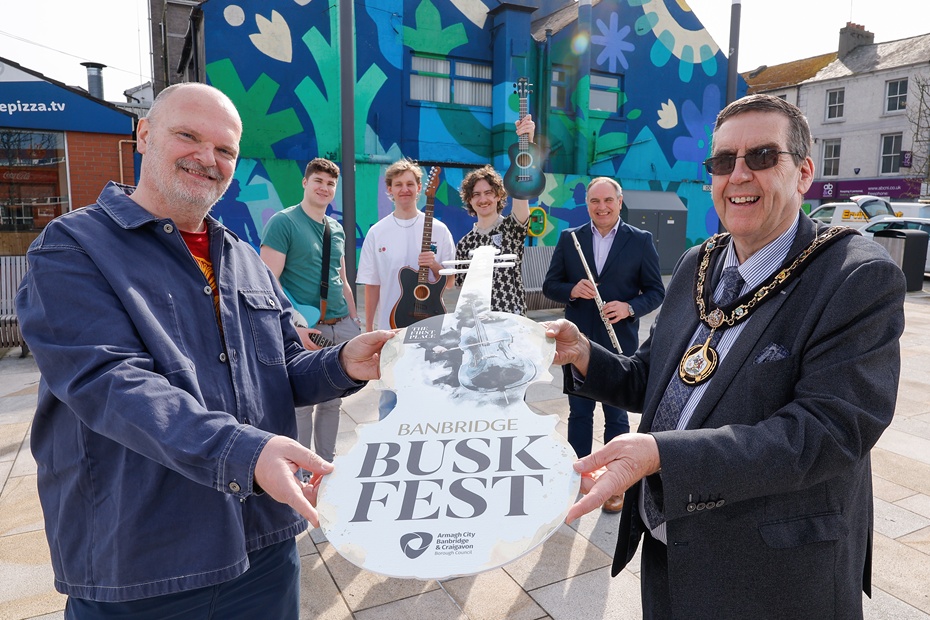 Launching the Banbridge Buskfest are from left: Ralph McLean (BBC Radio Ulster), Daniel Coulter, Luke Bell and Páidí Muldoon (last year’s winners, 4AM Club), Chris Nelmes (The Boulevard Banbridge), and Alderman Stephen Moutray, Lord Mayor of Armagh City, Banbridge and Craigavon Borough Council