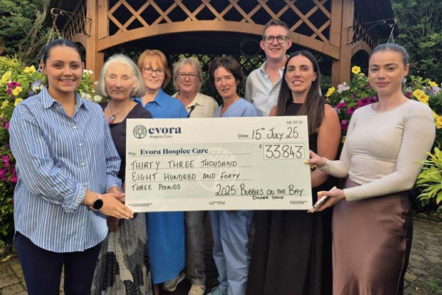 Pictured are Committee Members, Patricia Freeman, Pauline Gaskin-Lowe, Mairead McLoughlin, Petrina Flood, David Craughwell and Committee Chair, Caroline Grant and Sarah O’Hare & Aisling Hicky from Evora Hospice.