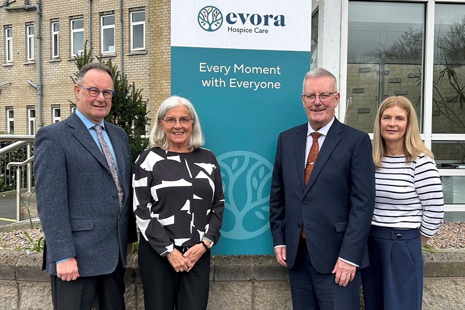Health Minister Mike Nesbitt, second from right, with from left: Evora Hospice Chair Paddy Loughran, CEO Liz Cuddy and Director of Care Services Bridget Lynch.