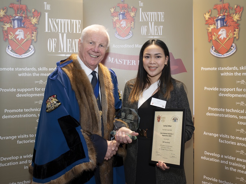 Butchery apprentice Jochyl Mier who was named Best Abattoir Worker/Apprentice 2025 at the national Institute of Meat (IoM) and Worshipful Company of Butchers Annual Prizegiving.  Jochyl is pictured alongside Gwyn Howells, Master of the Worshipful Company of Butchers