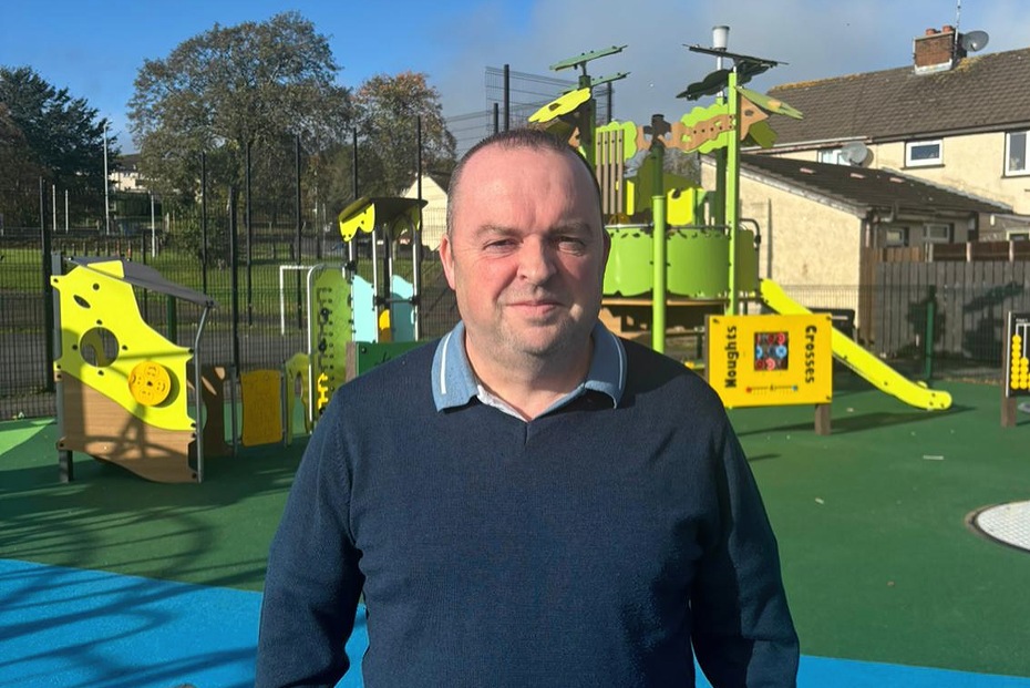 Cllr Aidan Mathers at Derrybeg Play Park.