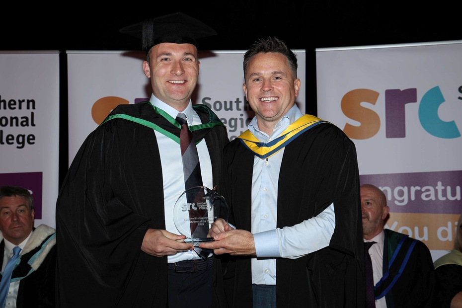 Pictured is Declan Heaney, left, accepts his award for part-time ‘Student of the Year’ within the Faculty of Professional Services from Brian Reid, graduation guest speaker and CEO of DeliLites Ireland. Declan achieved this honour on completing his Business Studies BSc (Hons) Degree, which he undertook at Southern Regional College’s Newry campus. 