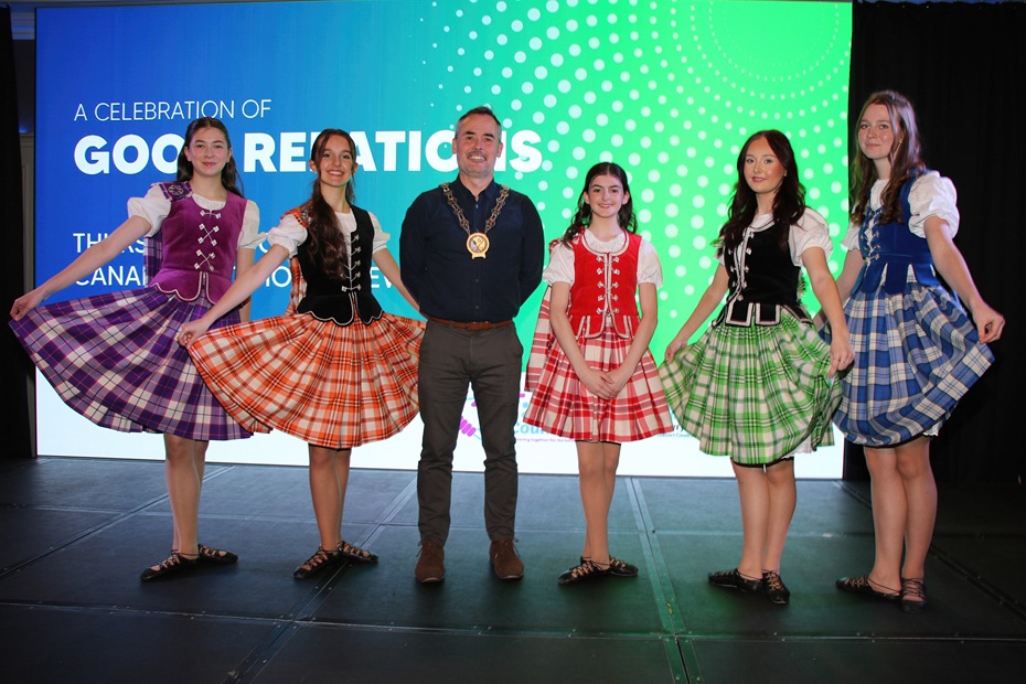 Newry, Mourne and Down Council Chairperson, Councillor Philip Campbell with dancers from Kirknarra School of Dance Kilkeel and Annalong. L-R Emily Hanna, Bethany Shields, Mya Campbell, Ivana Morris, Bethany Rees.
