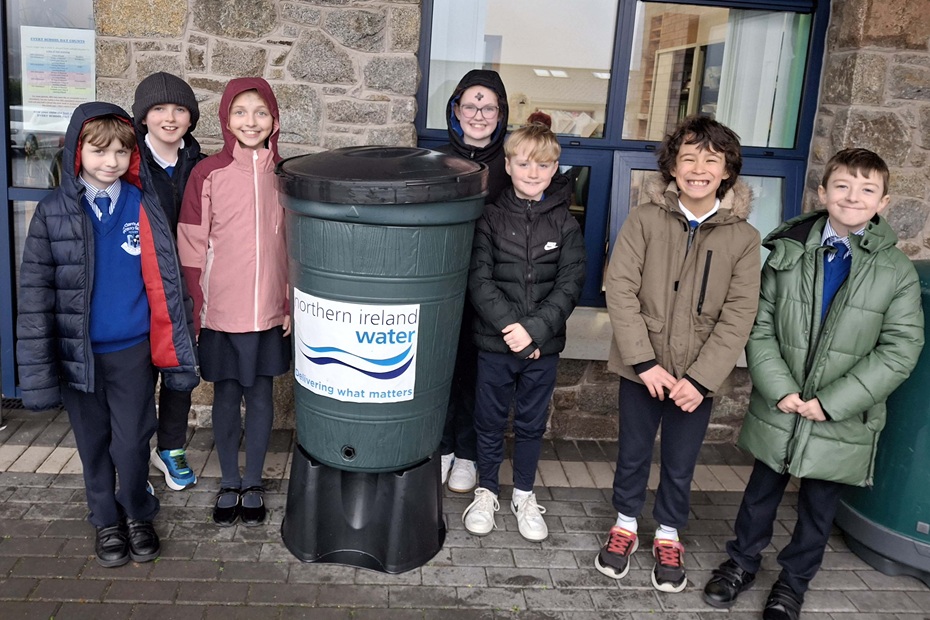 St Clare’s Abbey PS Primary 5’s received a wonderful World of Water talk and the eco-committee also received a waterbutt for the school garden from NI Water.