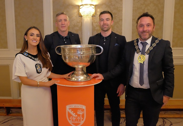 Newry, Mourne and Down District Council Chairperson, Councillor Pete Byrne pictured with Lord Mayor of Armagh, Banbridge and Craigavon Borough Council, Councillor Sarah Duffy and (L-R) Manager of Armagh GAA Kieran McGeeney and Captain of Armagh GAA All Ireland Champions, Aidan Forker with the Sam Maguire Cup.