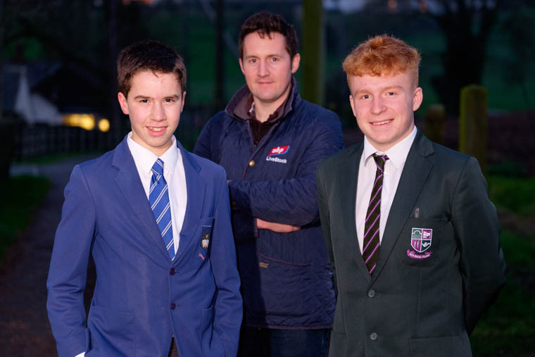 Arthur Callaghan ABP with 2015-2017 winners Caleb McHaffey, from Donaghcloney, Co. Armagh and Owen McGreevy from Dromore, Co. Down who won six Angus calves for rearing and sale back to ABP at a substantial profit gain. Photograph: Columba O&rsquo;Hare/ Newry.ie
