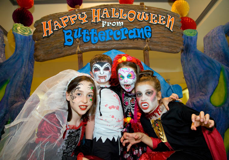 Pictured on the Scare Chair in Buttercrane Shopping Centre are Conor, Erin, Casey and Eleanor. Pictured on the Scare Chair in Buttercrane Shopping Centre are Conor, Erin, Casey and Eleanor.