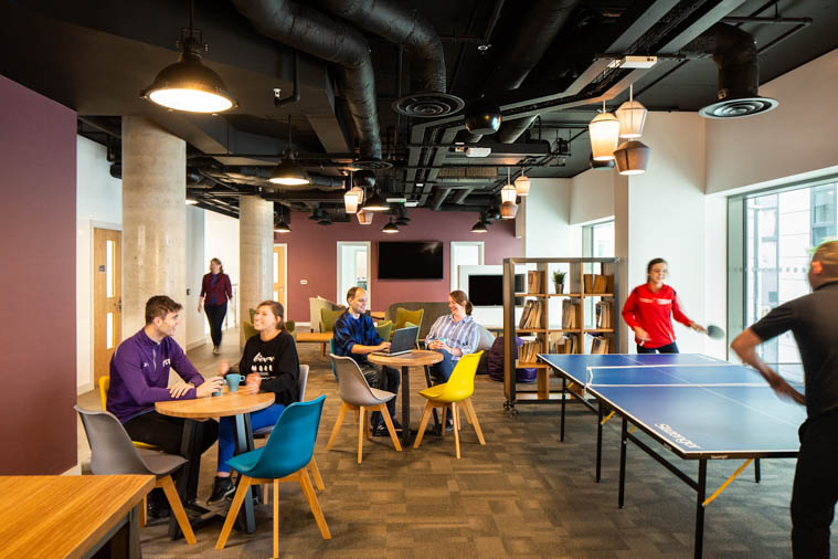 Queens accommodation is open to non Queen's students. Queens accommodation is open to non Queen's students.