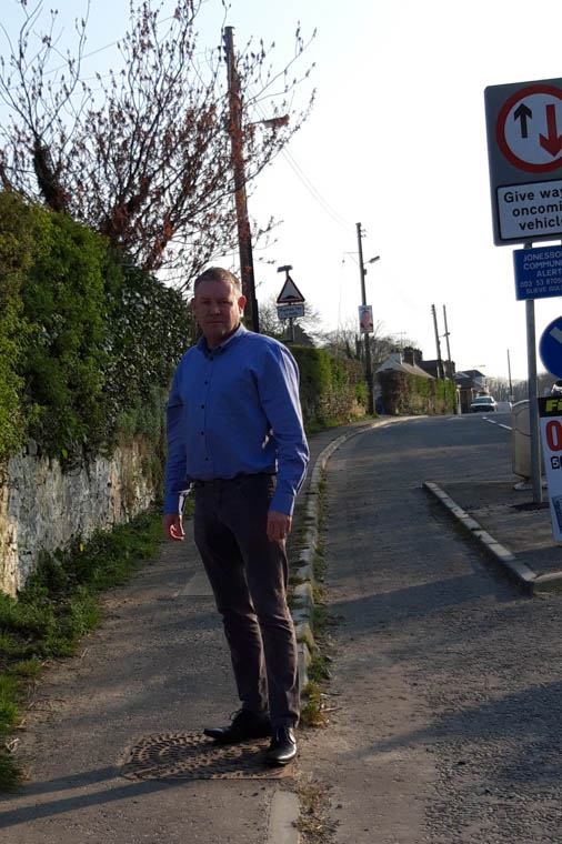 Cllr Mickey Larkin has expressed concerns about motorists mounting pavements to go around this traffic calming island at Jonesborough. Cllr Mickey Larkin has expressed concerns about motorists mounting pavements to go around this traffic calming island at Jonesborough.