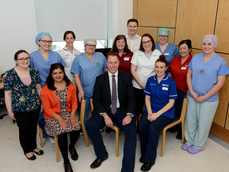 r Gavin McLean (front centre) pictured with the Southern Trust Multidisciplinary Team.  Consisting of; Trauma & Orthopaedic Consultants, Anaesthetic Consultants & Registrar, Orthopaedic Theatre & Ward Nursing Staff, Clinical Orthopaedic Outcome Practitioner, Pre-op, Pharmacy and Physiotherapy staff, Pain Management Nurse.