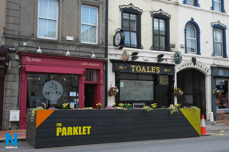 A 'Parklet' outside a Cavers in Dundalk. Photograph: Columba O'Hare/ Newry.ie 