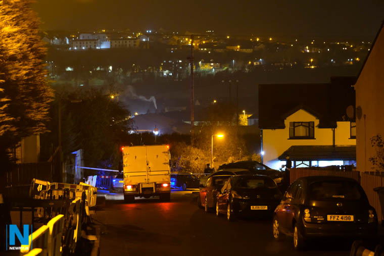 The Army bomb disposal team on the scene last night. Photograph: Columba O'Hare/ Newry.ie The Army bomb disposal team on the scene last night. Photograph: Columba O'Hare/ Newry.ie