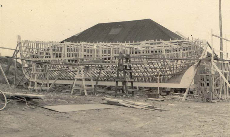 Boat under construction in Bill Quinn’s boat yard c.1960. Newry and Mourne Museum Collection