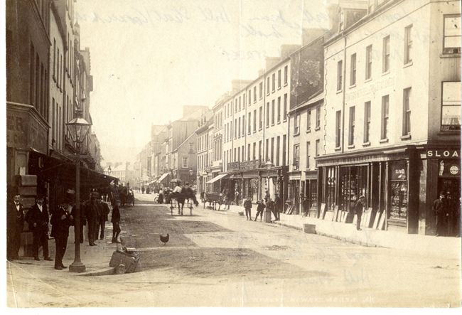 Hill Street in the early 1890s as Abraham and Rhoda Freeman would have known it when they arrived in Newry from Lithuania.   Newry and Mourne Museum Collection