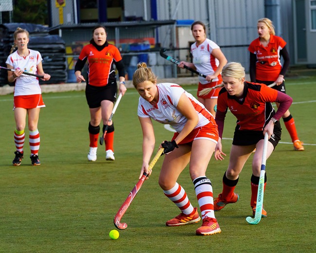 Rachel Greer closing in on her Larne opponent.