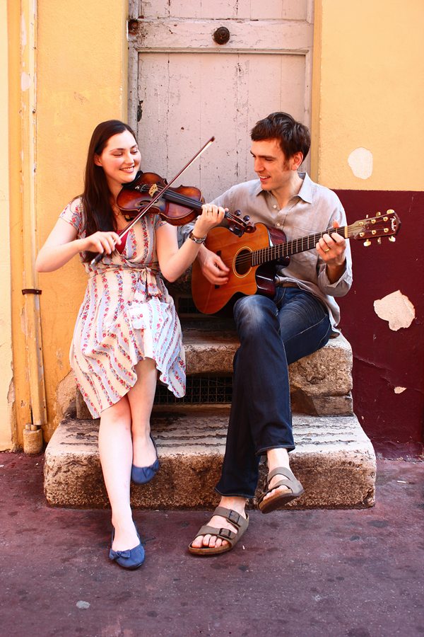 Zoe Conway and John McIntyre’s eclectic fiddle and guitar music can be heard in Newry and Mourne Museum.