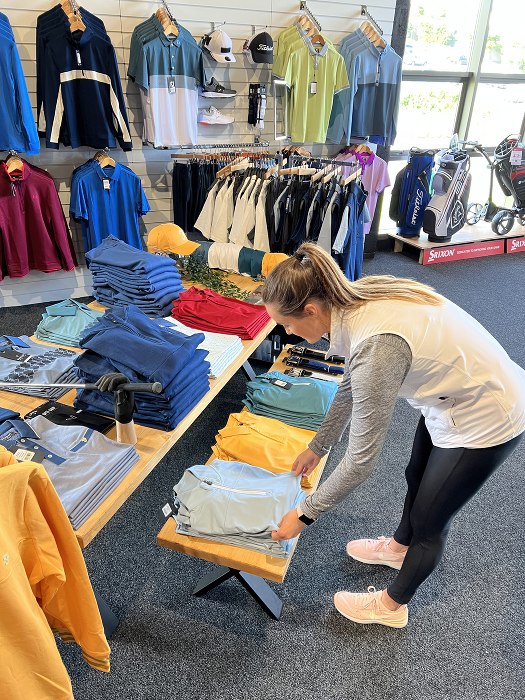Golf365 has an extensive range of clothing, footwear and accessories.