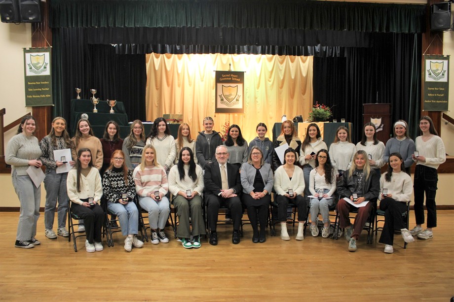 Sacred Heart Medal winners, awarded for achieving 3 or 4 A*/A Grades in their A Level subjects, with Principal, Mr Shane Comer, and Guest Speaker, The Right Honourable Dame Siobhan Keegan. 