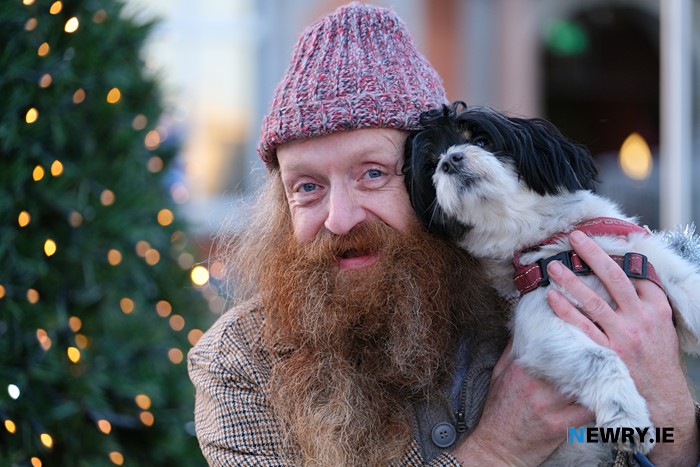 Mark and Max get ready for Christmas.