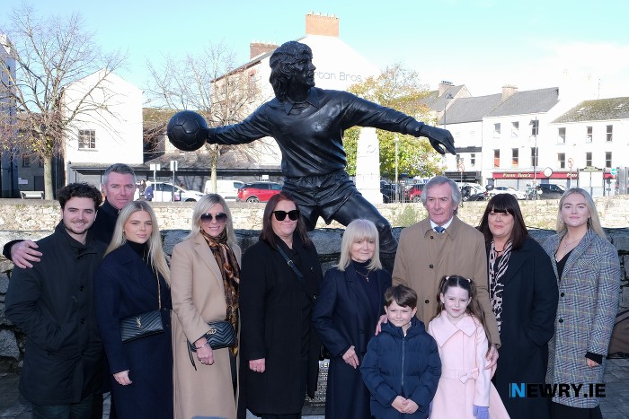 Pat Jennings pictured with his family. Photograph: Columba O'Hare/ Newry.ie