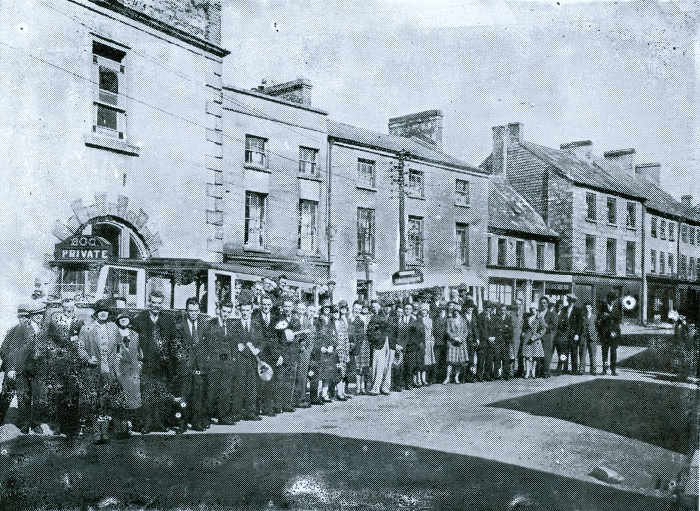 Employees of McCann’s Bakery gathered in Castle Street before setting off on a works outing in the 1930s. Newry and Mourne Museum Collection