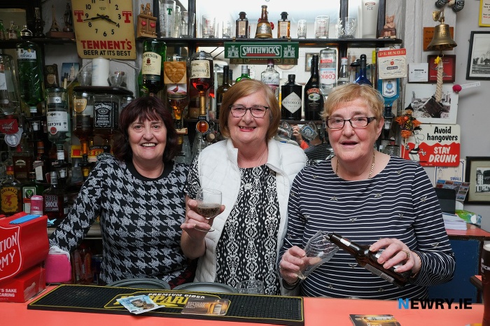 Sisters Sandra Crozier, Pauline Moore and Daphne Lockhart 