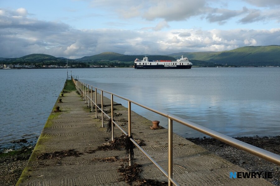 The shore at Omeath. Photograph: Columba O'Hare/ Newry.ie 