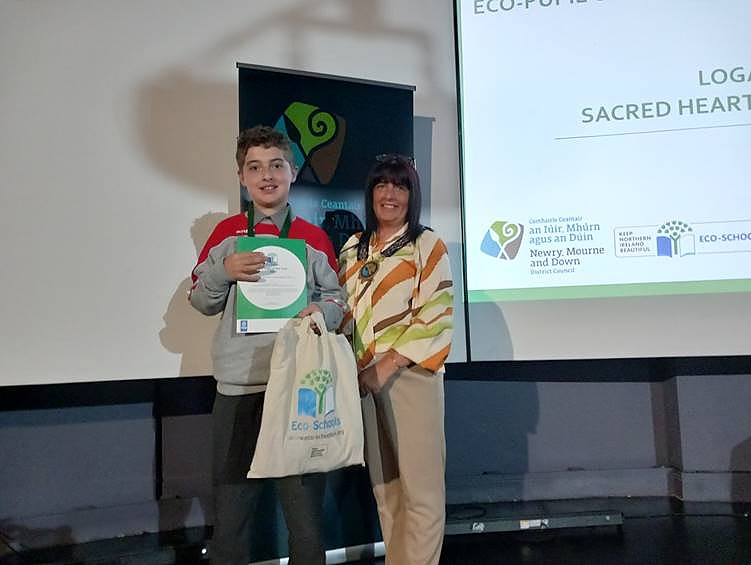 Newry, Mourne and Down’s Eco-Pupil of the Year, Logan Gray, Sacred Heart PS, Dundrum with Newry, Mourne and Down District Council Chairperson, Councillor Valerie Harte