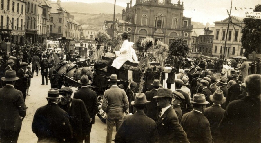 One of the horse-drawn bread vans used by McCann’s Bakery taking part in a parade for Newry Shopping Week in July 1928. Newry and Mourne Museum Collection