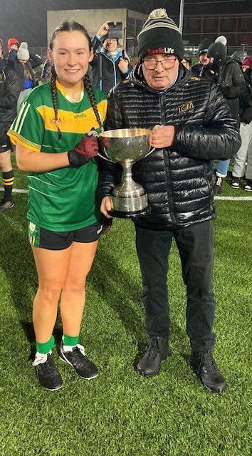 Sacred Heart Captain Niamh Rice lifts the cup.