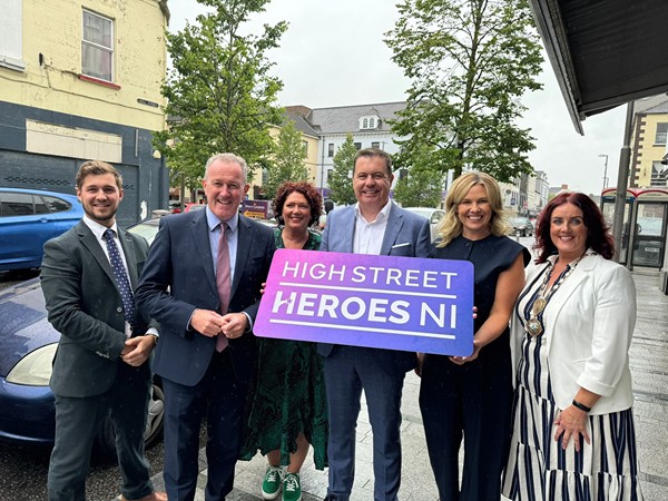 Andrew Bartlett, Roam Local, Economy Minister Conor Murphy, Una Willis, Allwyn, Glyn Roberts, Retail NI CEO, Gemma Murphy, Newry Chamber, Gemma Murphy, Newry Chamber Chair launch the High Street Hero Awards.